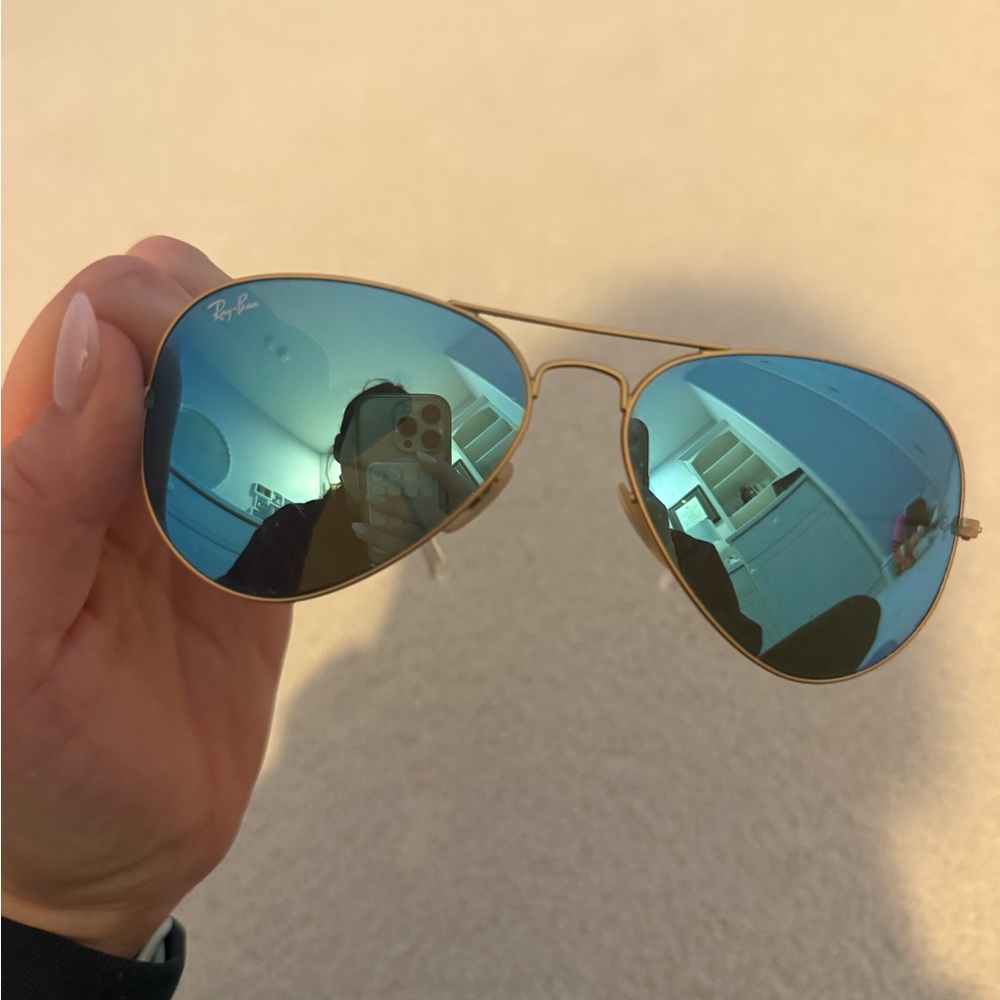 Ray-Ban Aviator Sunglasses with Blue Mirror Lenses and Gold Frame